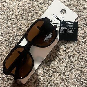 NWT Cotton On Men's dark tortoise/Brown Sunglasses